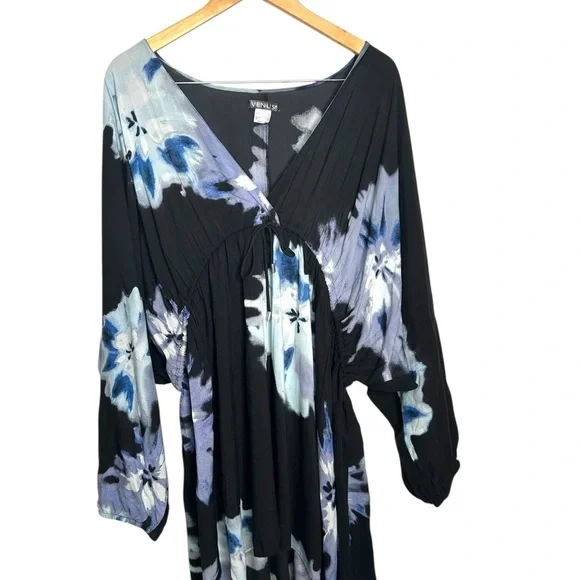 Venus Black Floral V-Neck Boho Slouchy Caftan Hi-Low Mini Dress Size Large - Picture 4 of 9